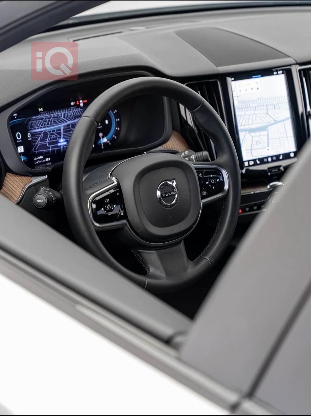 فولفو XC60